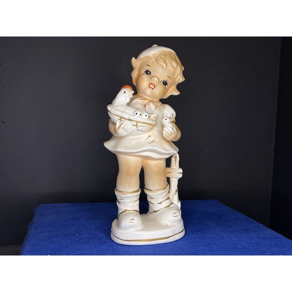1940's Vintage West Pac‎ Girl Holding Chicken Figure 9" Tall made in Japan
